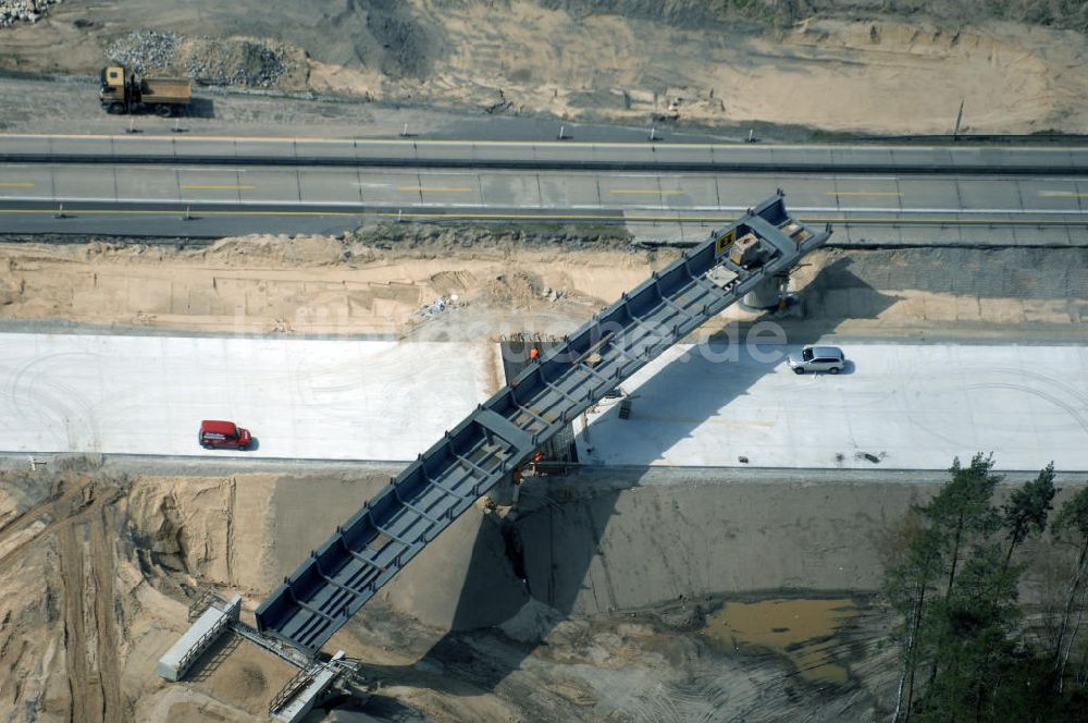 Luftaufnahme Nuthetal - Baustelle vom Um- und Ausbau des Autobahndreieck Nuthetal (A 10 und A 115)