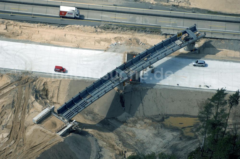 Nuthetal von oben - Baustelle vom Um- und Ausbau des Autobahndreieck Nuthetal (A 10 und A 115)