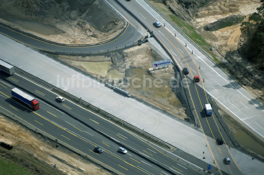 Nuthetal aus der Vogelperspektive: Baustelle vom Um- und Ausbau des Autobahndreieck Nuthetal (A 10 und A 115)