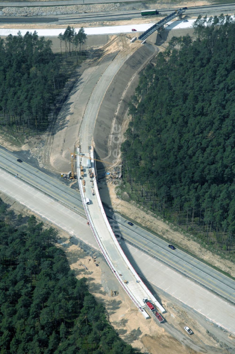 Nuthetal von oben - Baustelle vom Um- und Ausbau des Autobahndreieck Nuthetal (A 10 und A 115)