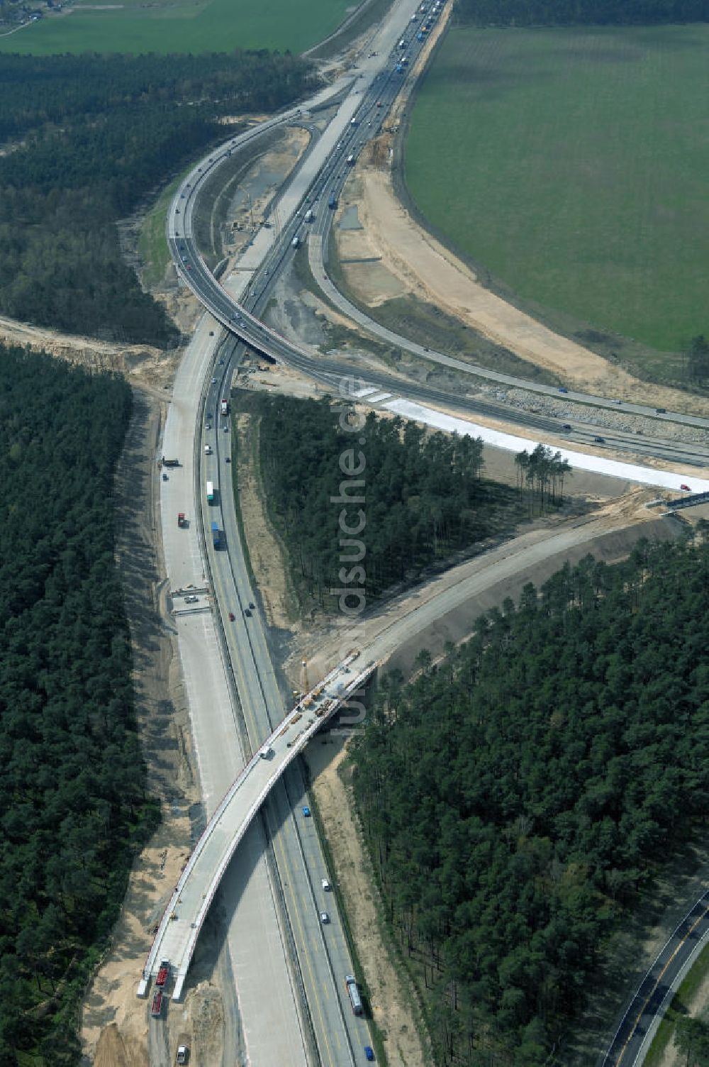 Nuthetal aus der Vogelperspektive: Baustelle vom Um- und Ausbau des Autobahndreieck Nuthetal (A 10 und A 115)