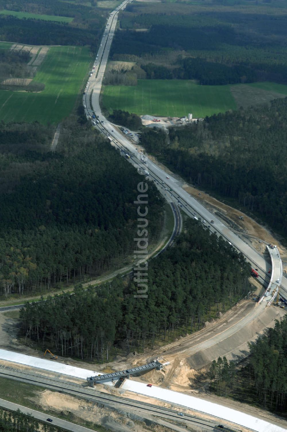 Nuthetal von oben - Baustelle vom Um- und Ausbau des Autobahndreieck Nuthetal (A 10 und A 115)