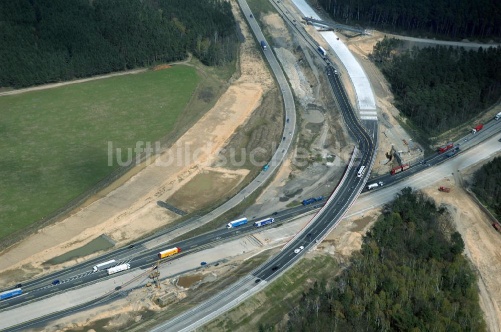 Luftaufnahme Nuthetal - Baustelle vom Um- und Ausbau des Autobahndreieck Nuthetal (A 10 und A 115)