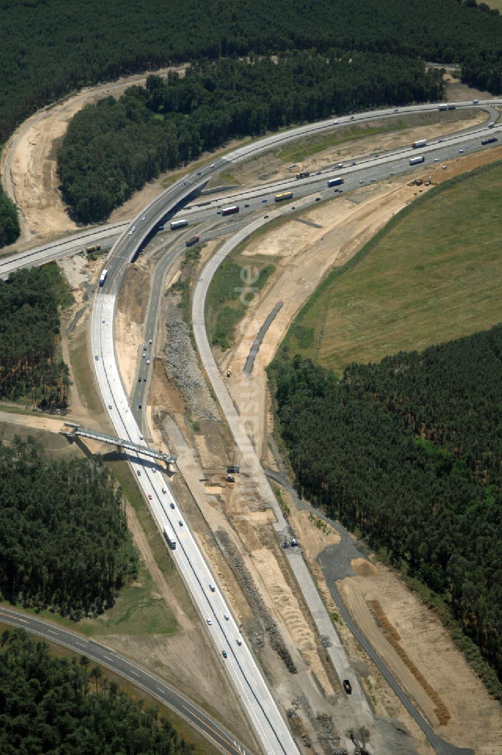 Nuthetal aus der Vogelperspektive: Baustelle vom Um- und Ausbau des Autobahndreieck Nuthetal (A 10 und A 115)