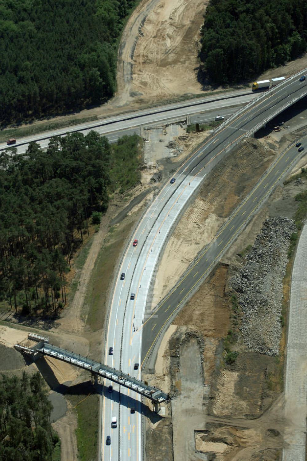 Luftaufnahme Nuthetal - Baustelle vom Um- und Ausbau des Autobahndreieck Nuthetal (A 10 und A 115)