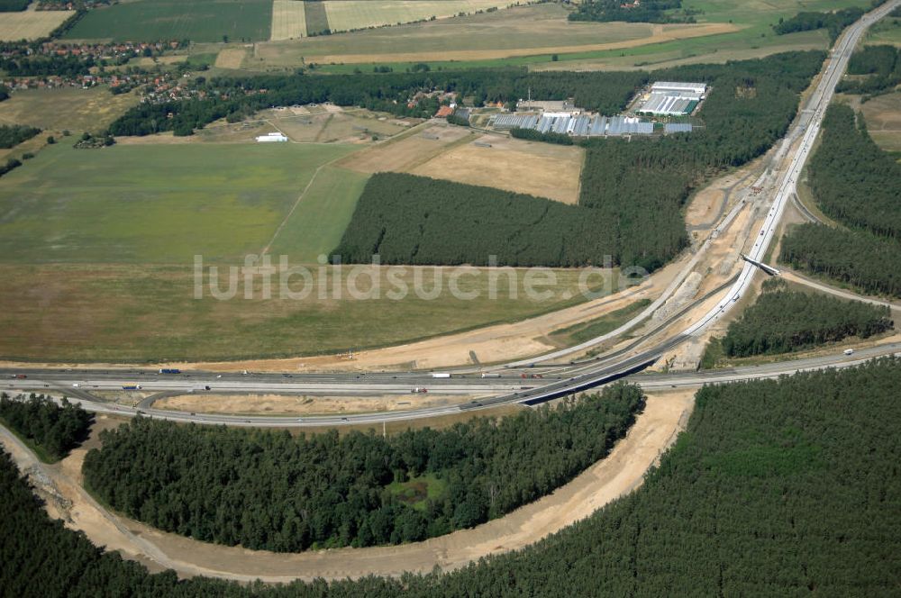 Nuthetal von oben - Baustelle vom Um- und Ausbau des Autobahndreieck Nuthetal (A 10 und A 115)