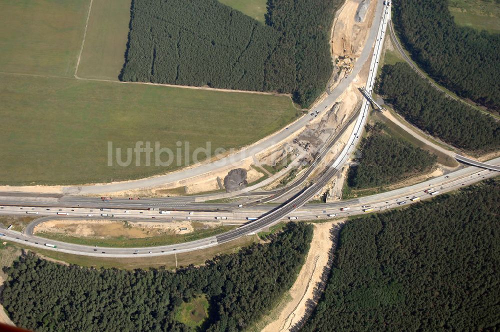 Berlin aus der Vogelperspektive: Baustelle vom Um- und Ausbau des Autobahndreieck Nuthetal (A 10 und A 115)