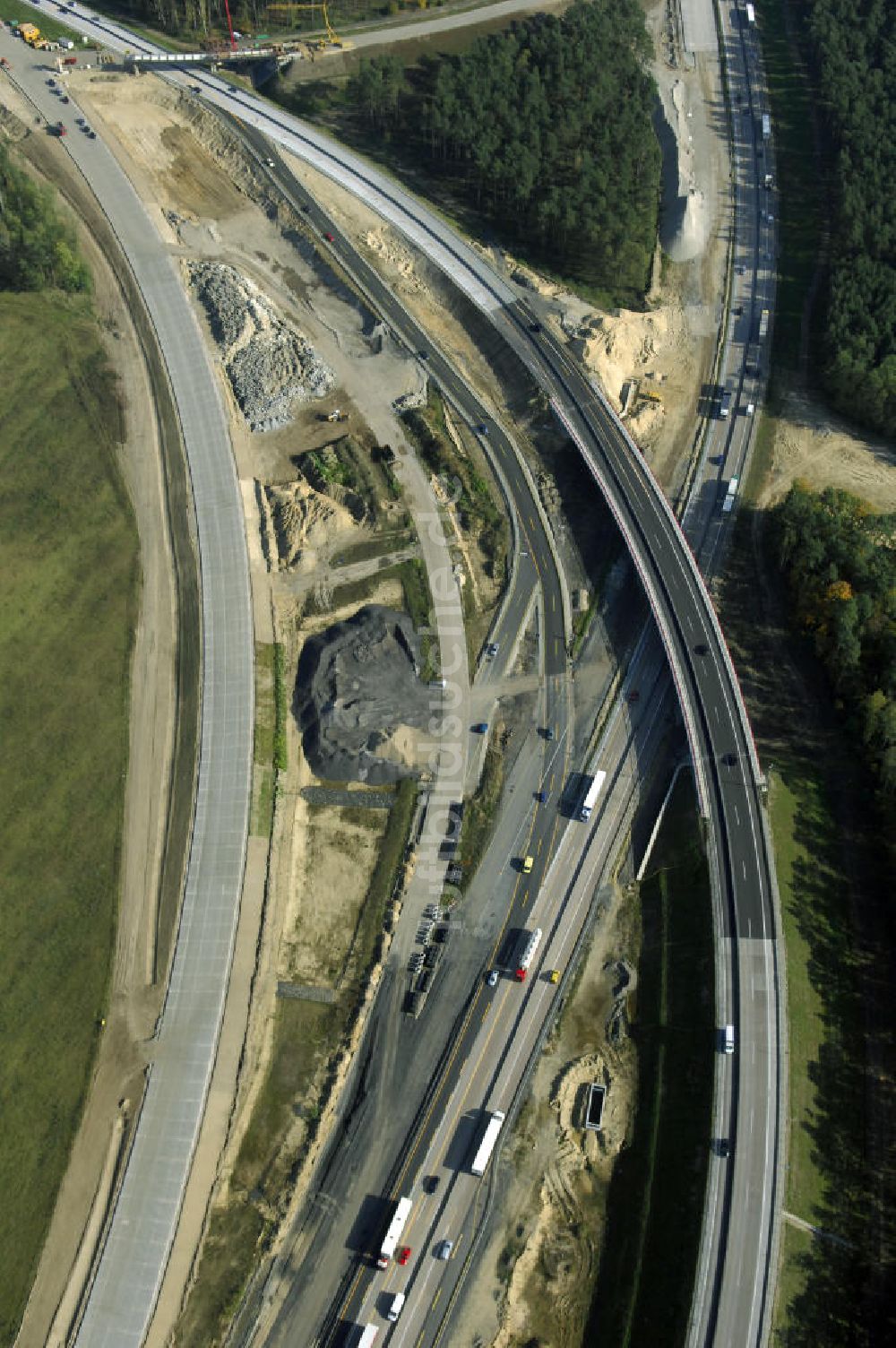 Luftaufnahme Nuthetal - Baustelle vom Um- und Ausbau des Autobahndreieck Nuthetal (A 10 und A 115)