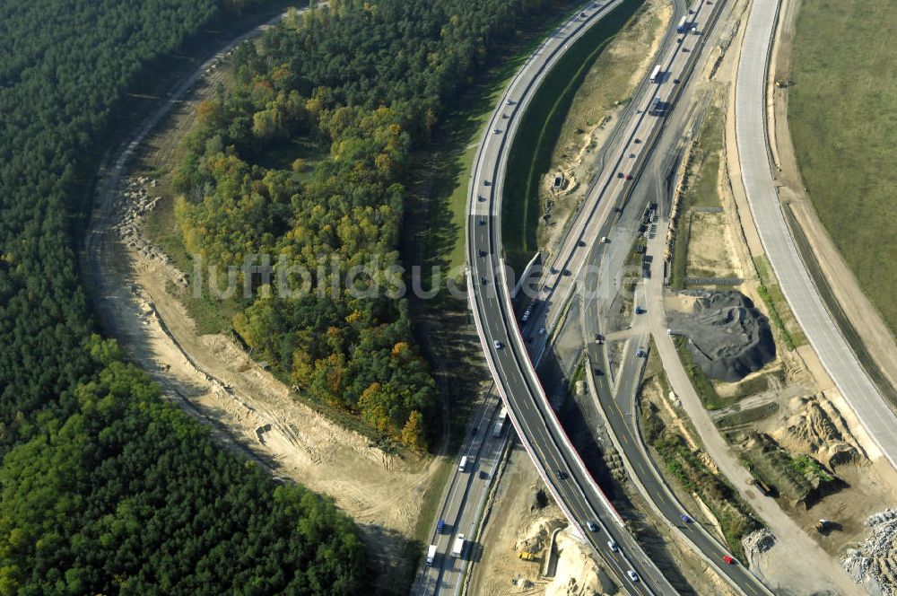 Luftaufnahme Nuthetal - Baustelle vom Um- und Ausbau des Autobahndreieck Nuthetal (A 10 und A 115)