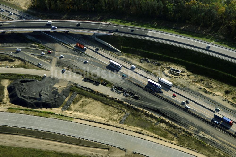 Nuthetal von oben - Baustelle vom Um- und Ausbau des Autobahndreieck Nuthetal (A 10 und A 115)