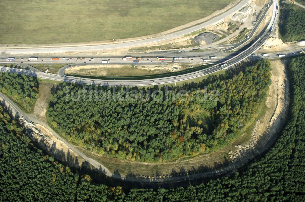 Luftaufnahme Nuthetal - Baustelle vom Um- und Ausbau des Autobahndreieck Nuthetal (A 10 und A 115)