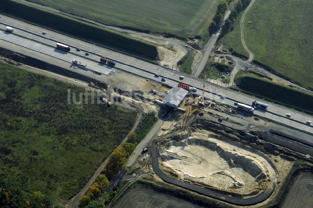 Nuthetal von oben - Baustelle vom Um- und Ausbau des Autobahndreieck Nuthetal (A 10 und A 115)