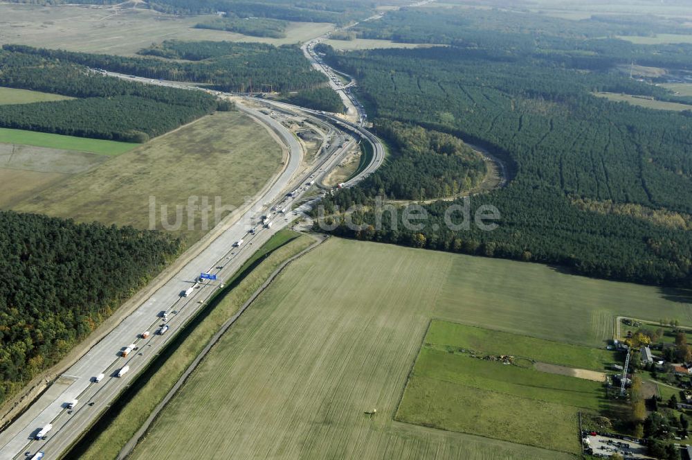 Nuthetal von oben - Baustelle vom Um- und Ausbau des Autobahndreieck Nuthetal (A 10 und A 115)