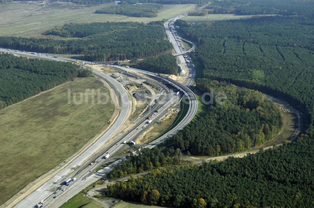 Luftbild Nuthetal - Baustelle vom Um- und Ausbau des Autobahndreieck Nuthetal (A 10 und A 115)