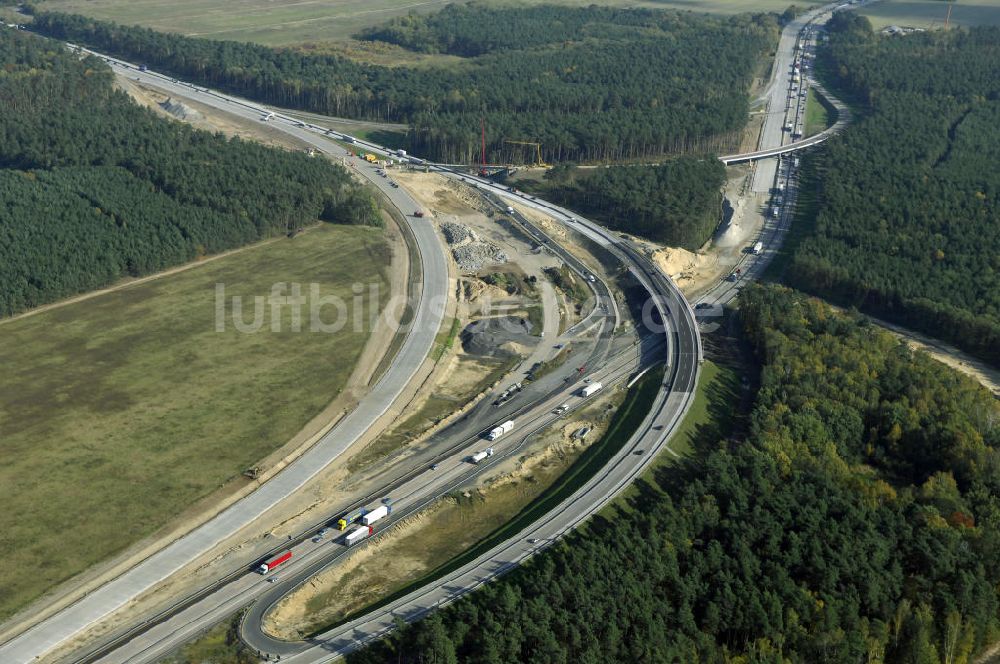 Luftbild Nuthetal - Baustelle vom Um- und Ausbau des Autobahndreieck Nuthetal (A 10 und A 115)