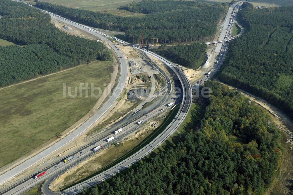 Nuthetal von oben - Baustelle vom Um- und Ausbau des Autobahndreieck Nuthetal (A 10 und A 115)