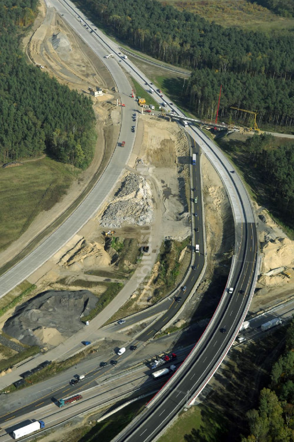 Luftbild Nuthetal - Baustelle vom Um- und Ausbau des Autobahndreieck Nuthetal (A 10 und A 115)