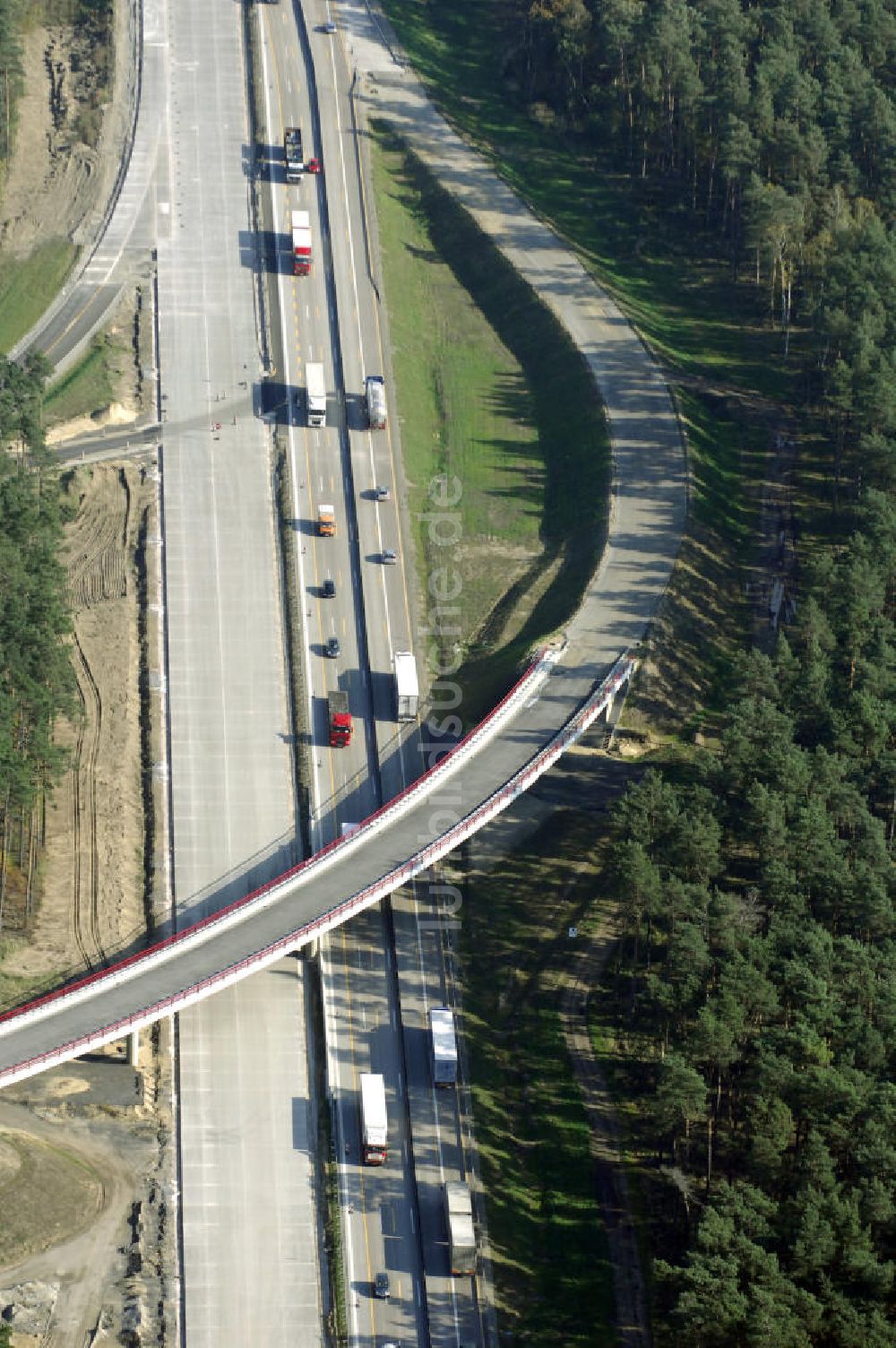 Nuthetal von oben - Baustelle vom Um- und Ausbau des Autobahndreieck Nuthetal (A 10 und A 115)