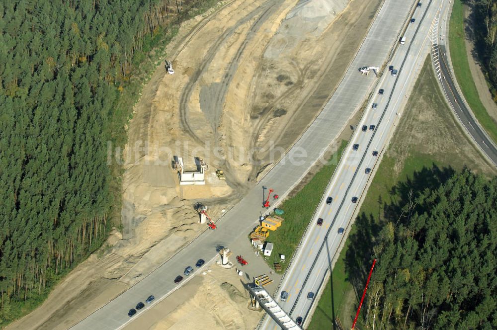 Nuthetal von oben - Baustelle vom Um- und Ausbau des Autobahndreieck Nuthetal (A 10 und A 115)