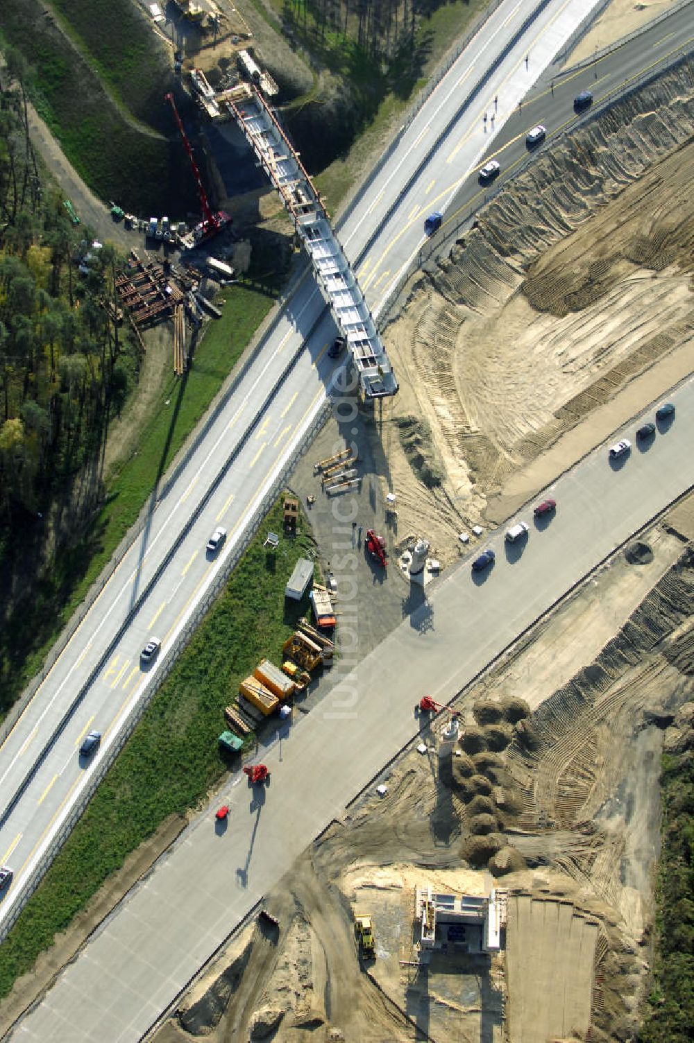 Nuthetal von oben - Baustelle vom Um- und Ausbau des Autobahndreieck Nuthetal (A 10 und A 115)