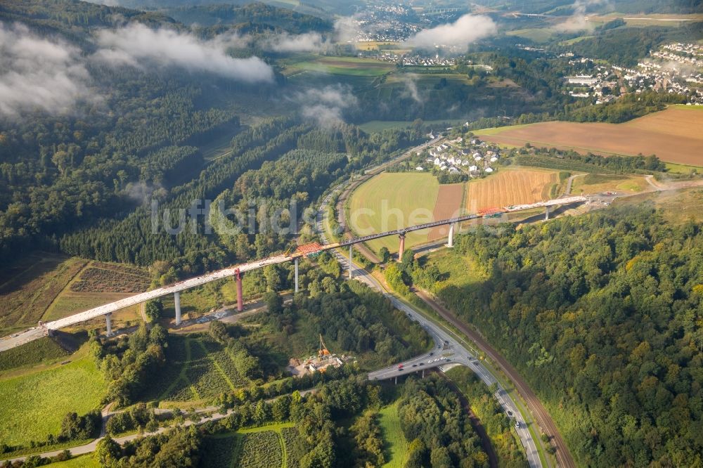 Luftbild Bestwig - Baustelle am Autobahn- Brückenbauwerk der BAB AA 46 - B480n Neue Ruhrtalbrücke Bermecke in Bestwig im Bundesland Nordrhein-Westfalen