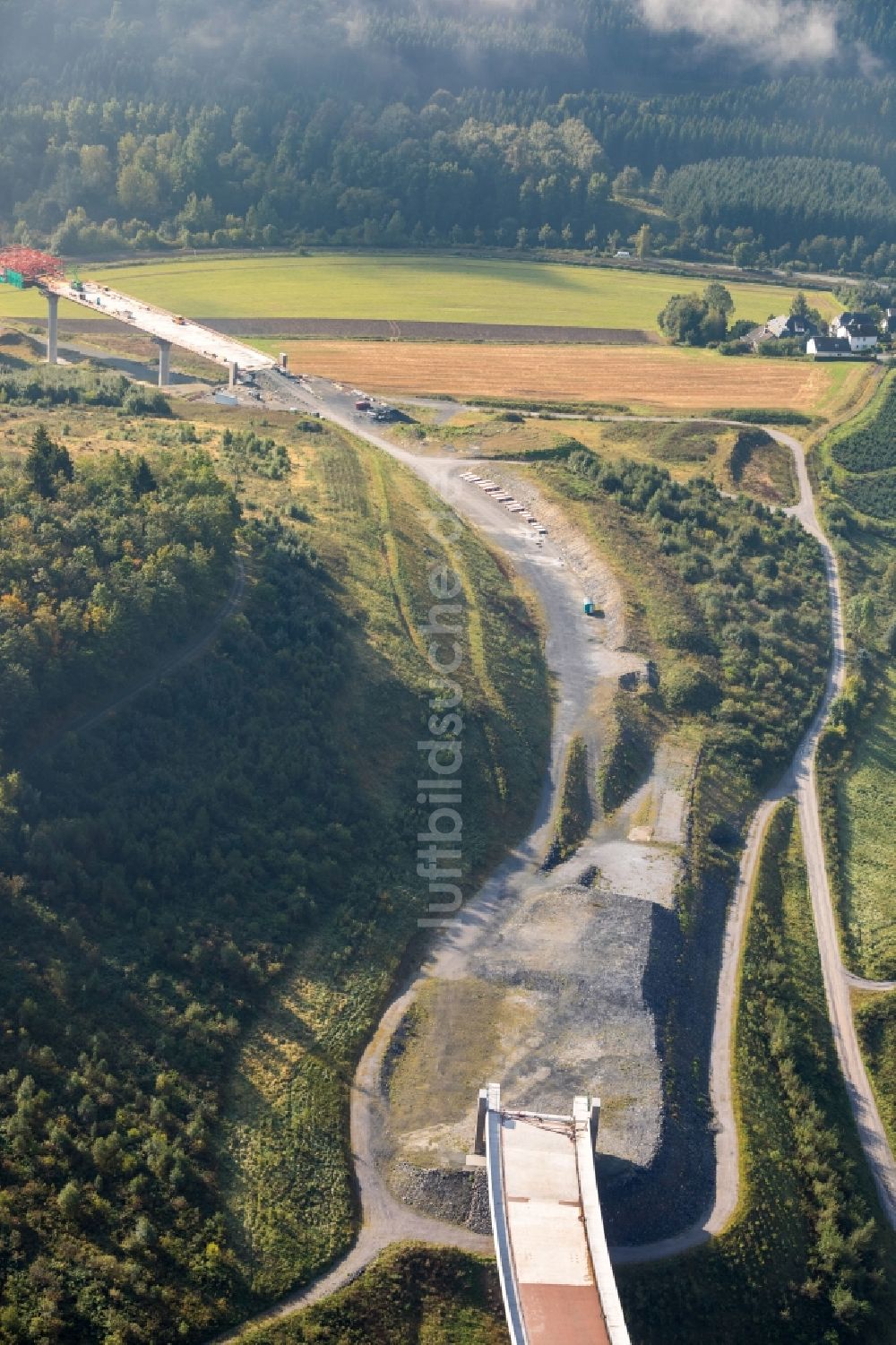 Bestwig aus der Vogelperspektive: Baustelle am Autobahn- Brückenbauwerk der BAB AA 46 - B480n Neue Ruhrtalbrücke Bermecke in Bestwig im Bundesland Nordrhein-Westfalen