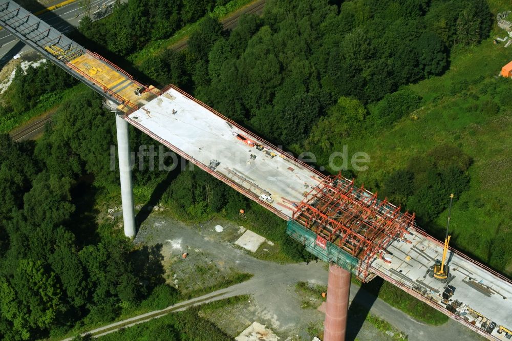 Olsberg von oben - Baustelle am Autobahn- Brückenbauwerk der BAB A46n im Ortsteil Bigge in Olsberg im Bundesland Nordrhein-Westfalen, Deutschland