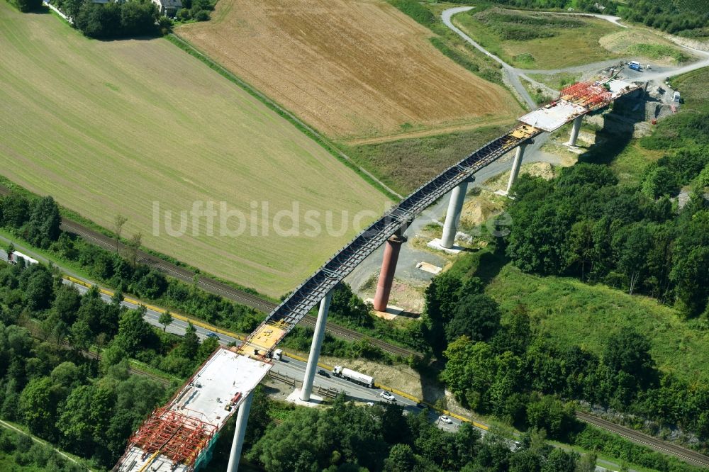 Olsberg von oben - Baustelle am Autobahn- Brückenbauwerk der BAB A46n im Ortsteil Bigge in Olsberg im Bundesland Nordrhein-Westfalen, Deutschland