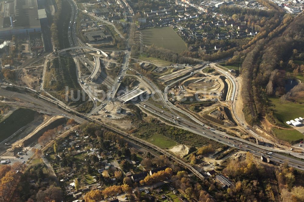 Bochum von oben - Baustelle am Autobahndreieck Bochum-West an der A40 in Bochum im Bundesland Nordrhein-Westfalen