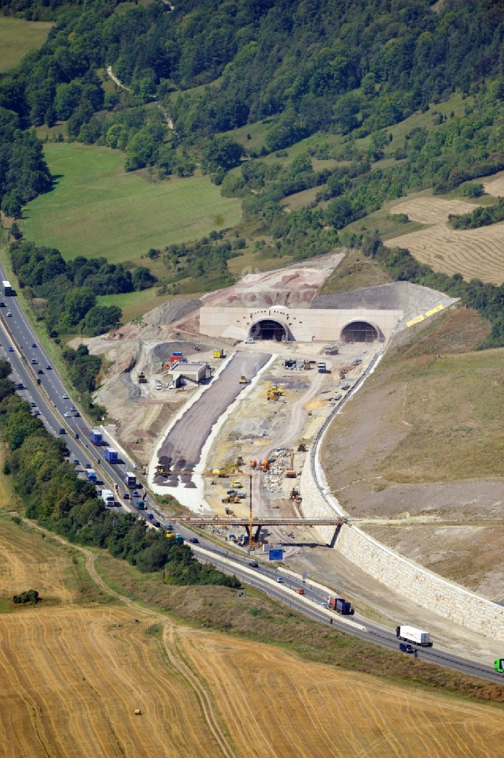 Luftbild Jena - Baustelle der Autobahnverlegung Europastrasse E40 A4 bei Jena in Thüringen