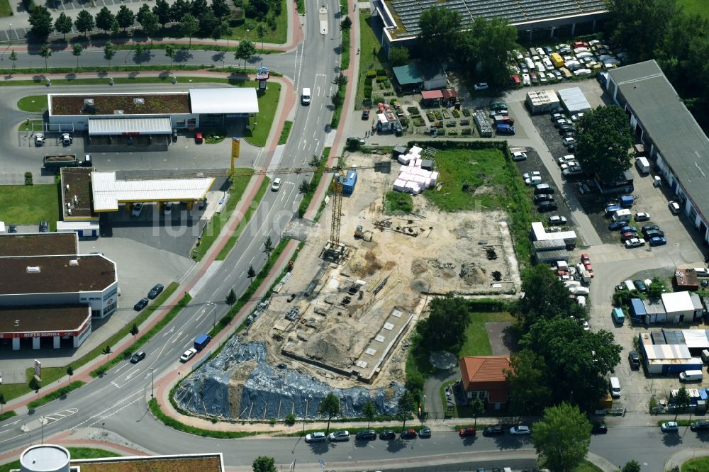 Luftaufnahme Teltow - Baustelle am Autohandels- Gebäude des Autohauses Oderstraße - Saganer Straße in Teltow im Bundesland Brandenburg, Deutschland