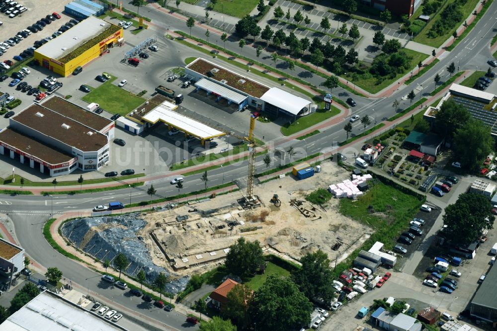 Luftaufnahme Teltow - Baustelle am Autohandels- Gebäude des Autohauses Oderstraße - Saganer Straße in Teltow im Bundesland Brandenburg, Deutschland