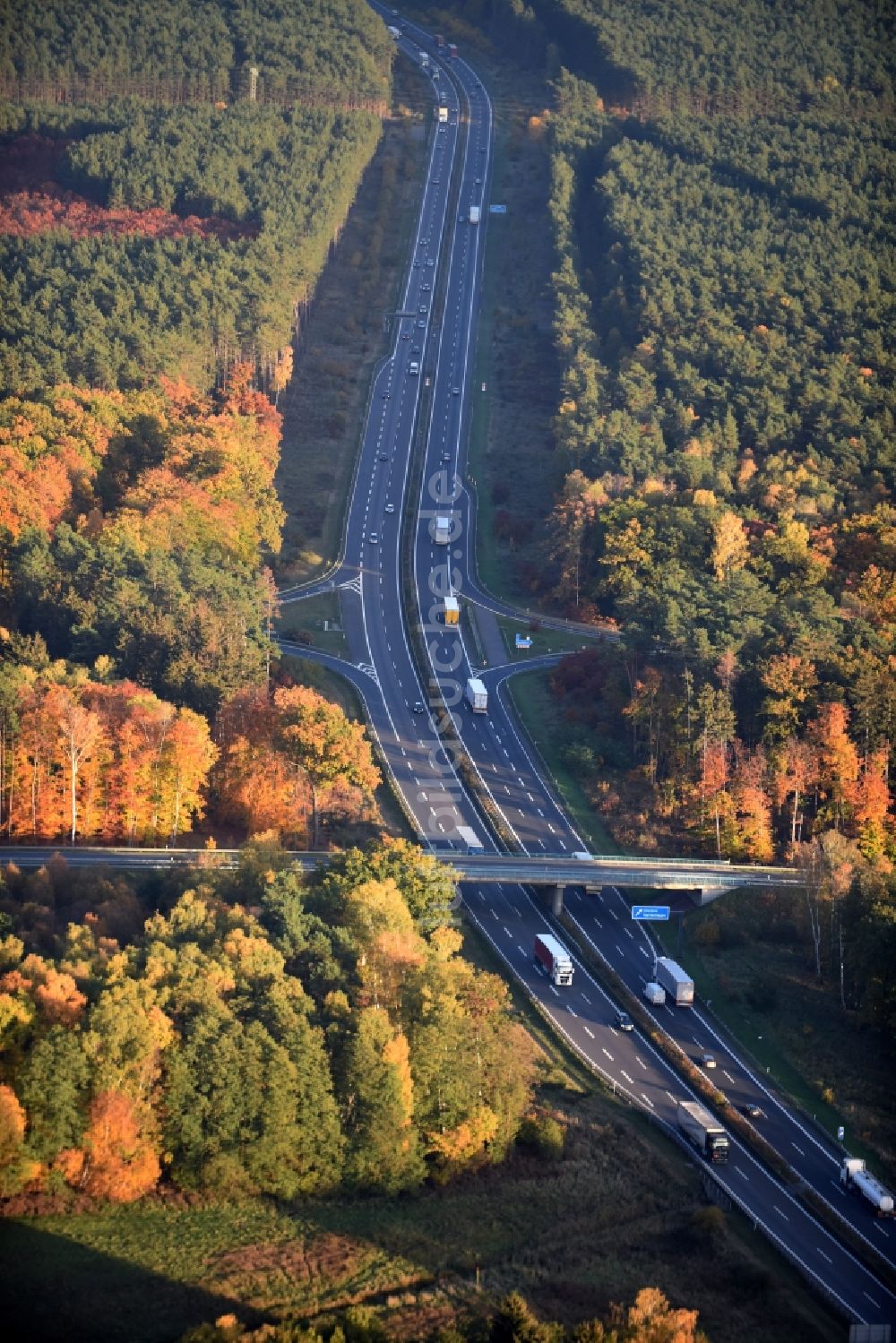 Spreenhagen von oben - Baustelle BAB A12 E30 der Autobahnabfahrt Storkow in Spreenhagen im Bundesland Brandenburg