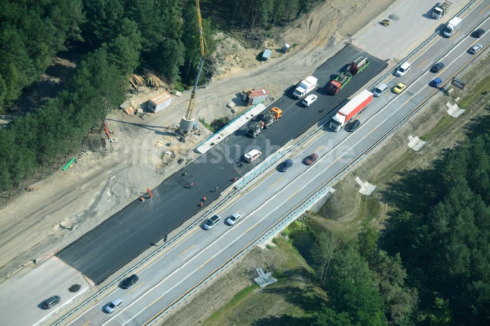 Heidesee aus der Vogelperspektive: Baustelle BAB A12 E30 in Heidesee im Bundesland Brandenburg