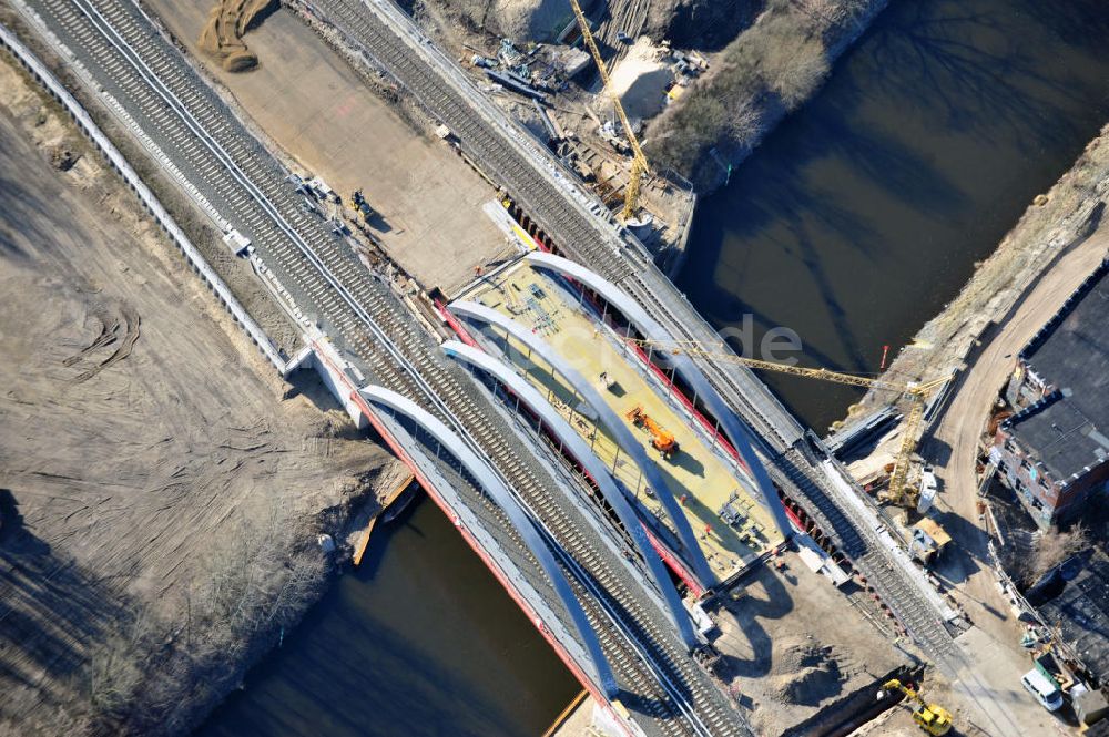 Berlin-Baumschulenweg aus der Vogelperspektive: Baustelle S-Bahn Berlin-Baumschulenweg