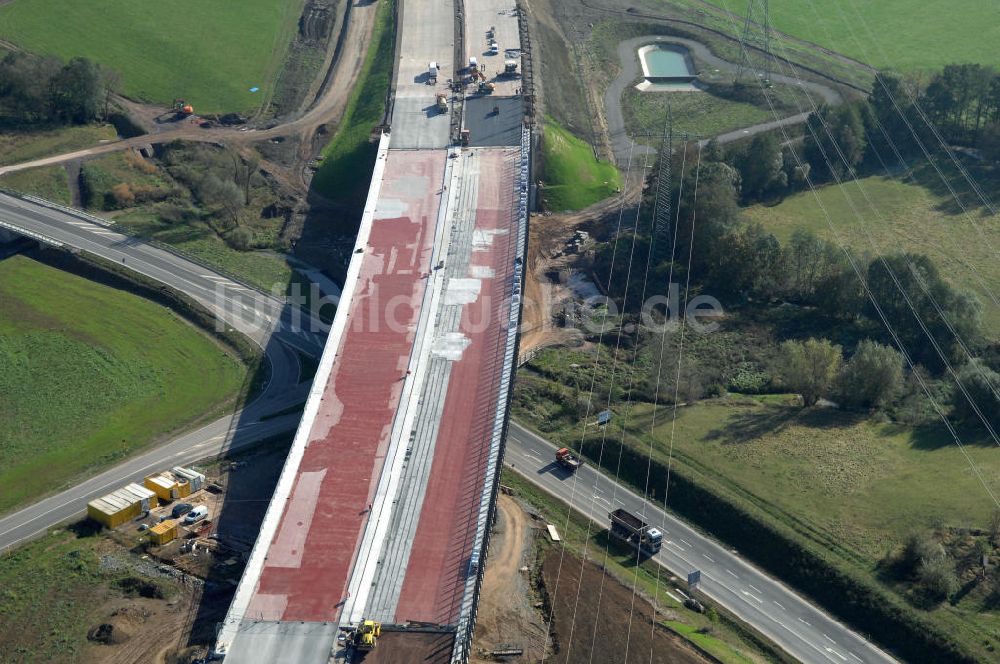 Luftbild Großenlupnitz - Baustelle Böbertalbrücke bei Großenlupnitz