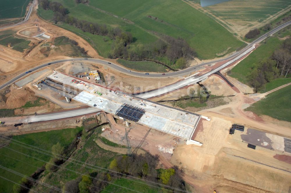 Luftaufnahme Großenlupnitz - Baustelle Böbertalbrücke der A4 bei Großenlupnitz