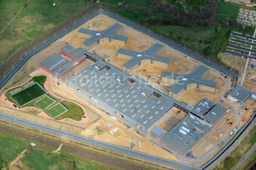 Großbeeren von oben - Baustelle vom bereits eröffneten Neubau der Justizvollzugsanstalt JVA Heidering Großbeeren im Landkreis Teltow-Fläming in Brandenburg