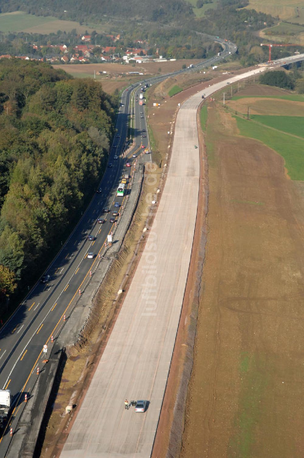 Sättelstädt von oben - Baustelle des Übergang der alten A4 auf die neue A4 bei Sättelstädt