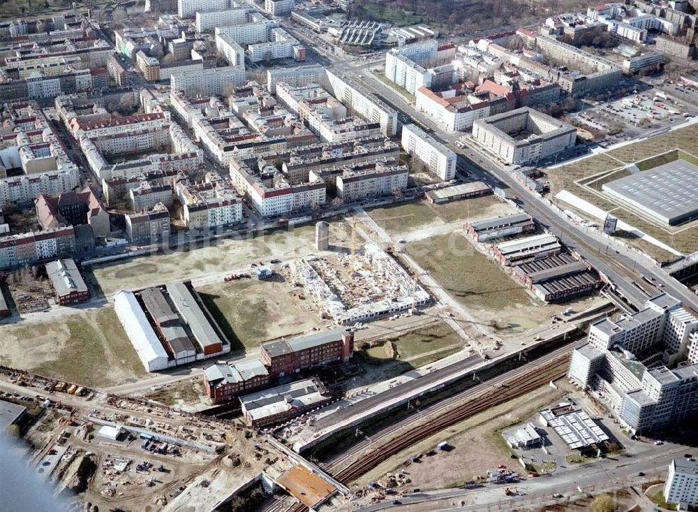 Luftbild Berlin - Lichtenberg - Baustelle der BLEG auf dem Geländes des Alten Schlachthofes in Berlin - Lichtenberg an der Landsberger Allee / Storkower Straße (Stadtentwicklungsgebiet Eldenaer Straße)