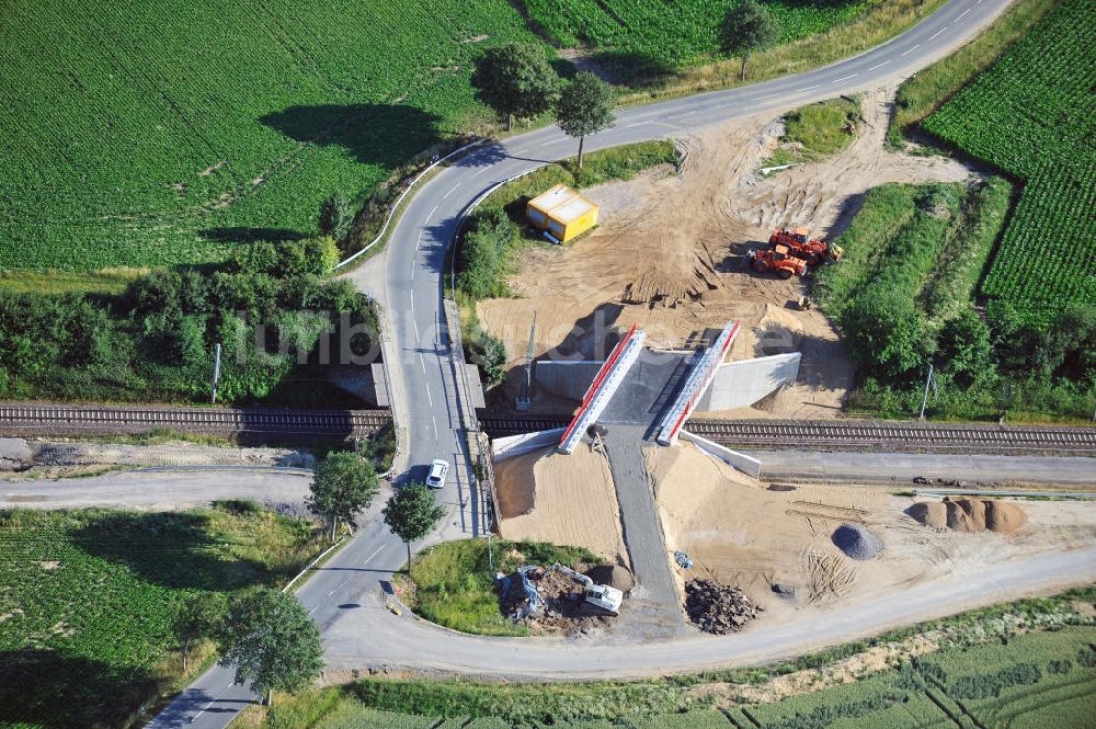 Söhlde aus der Vogelperspektive: Baustelle Brücke über die DB-Strecke bei Söhlde in Niedersachsen