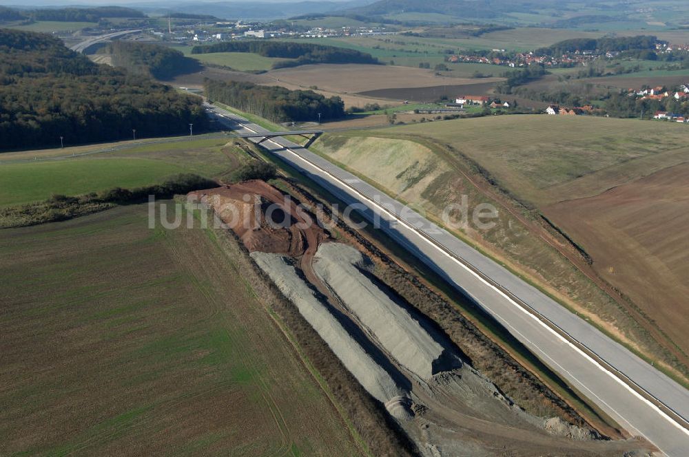 Madelungen aus der Vogelperspektive: Baustelle A4 und Brücke zwischen Stregda und Madelungen