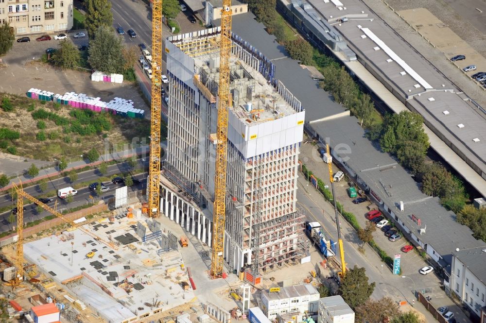 Luftbild Berlin - Baustelle Büro- Hochhaus Tour Total auf dem Gelände der Europacity an der Heidestraße in Berlin