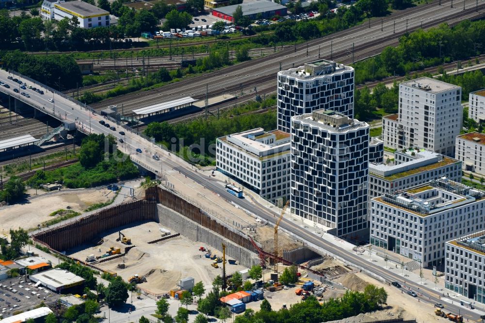 Luftaufnahme München - Baustelle Bürogebäude des Geschäftshauses Kap West am Hirschgarten im Ortsteil Neuhausen-Nymphenburg in München im Bundesland Bayern, Deutschland