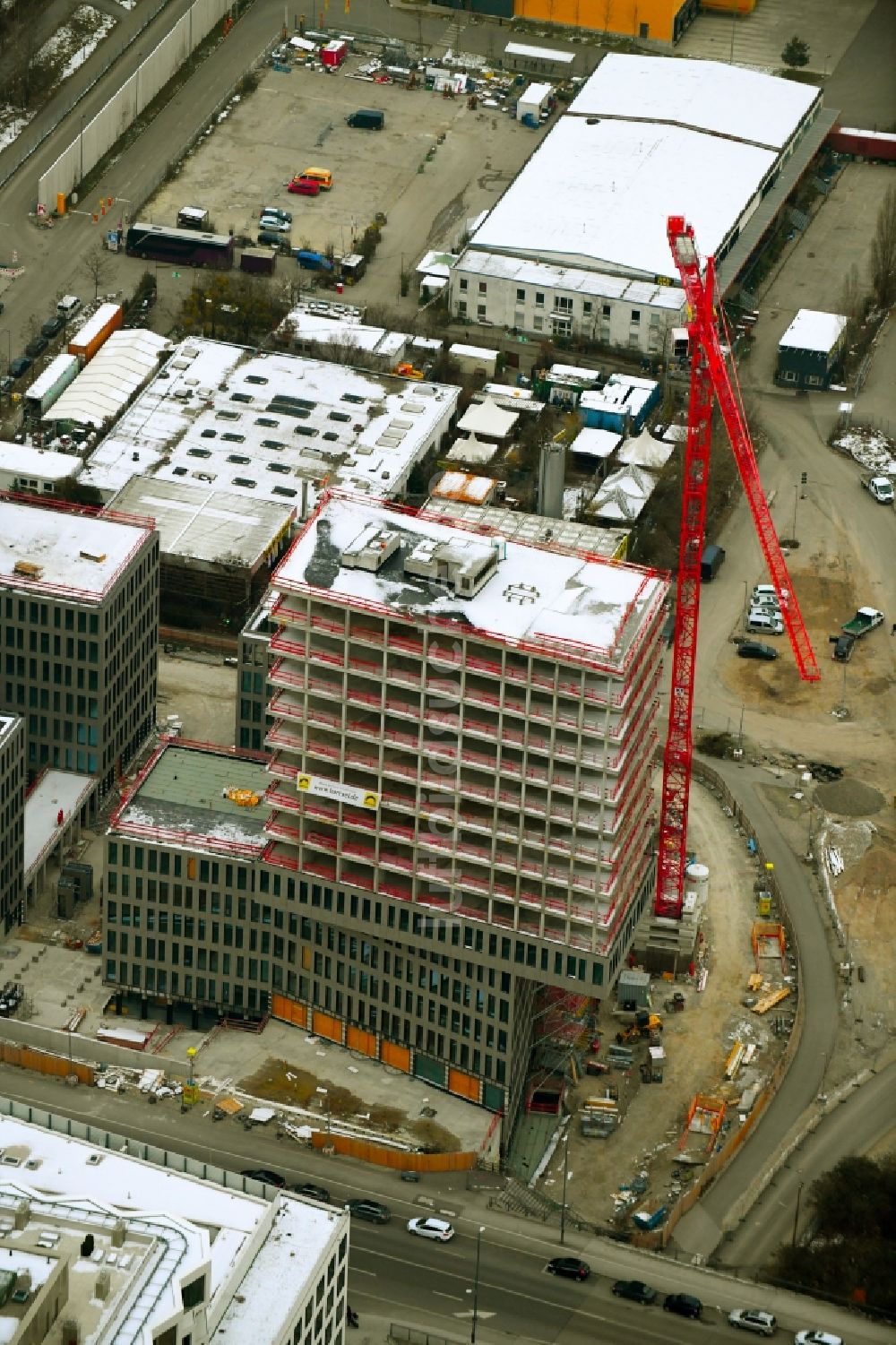 Luftbild München - Baustelle Bürogebäude des Geschäftshauses Kap West im Ortsteil Hirschgarten in München im Bundesland Bayern, Deutschland