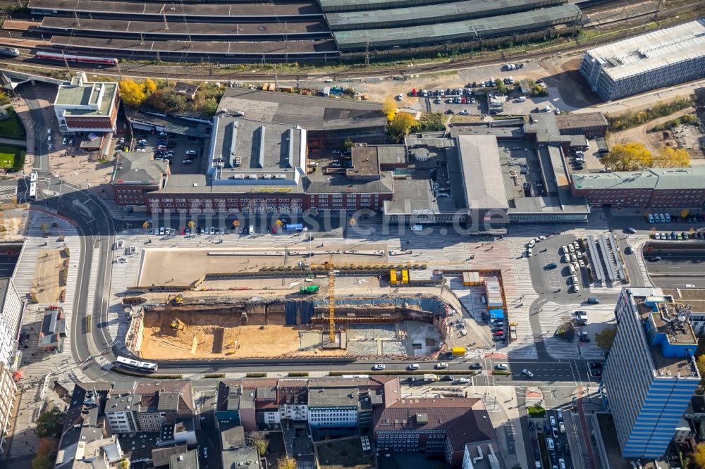 Duisburg von oben - Baustelle Bürogebäude des Geschäftshauses Mercator One in Duisburg im Bundesland Nordrhein-Westfalen, Deutschland