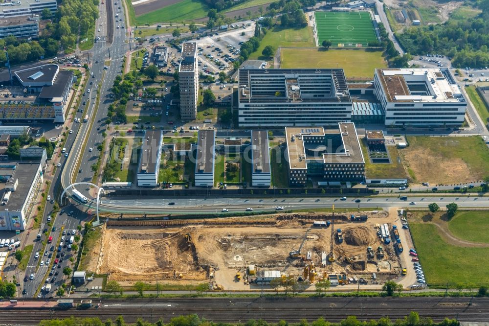 Düsseldorf von oben - Baustelle Bürogebäude des Geschäftshauses Mizal Offices – Visions on Campus in Düsseldorf im Bundesland Nordrhein-Westfalen, Deutschland