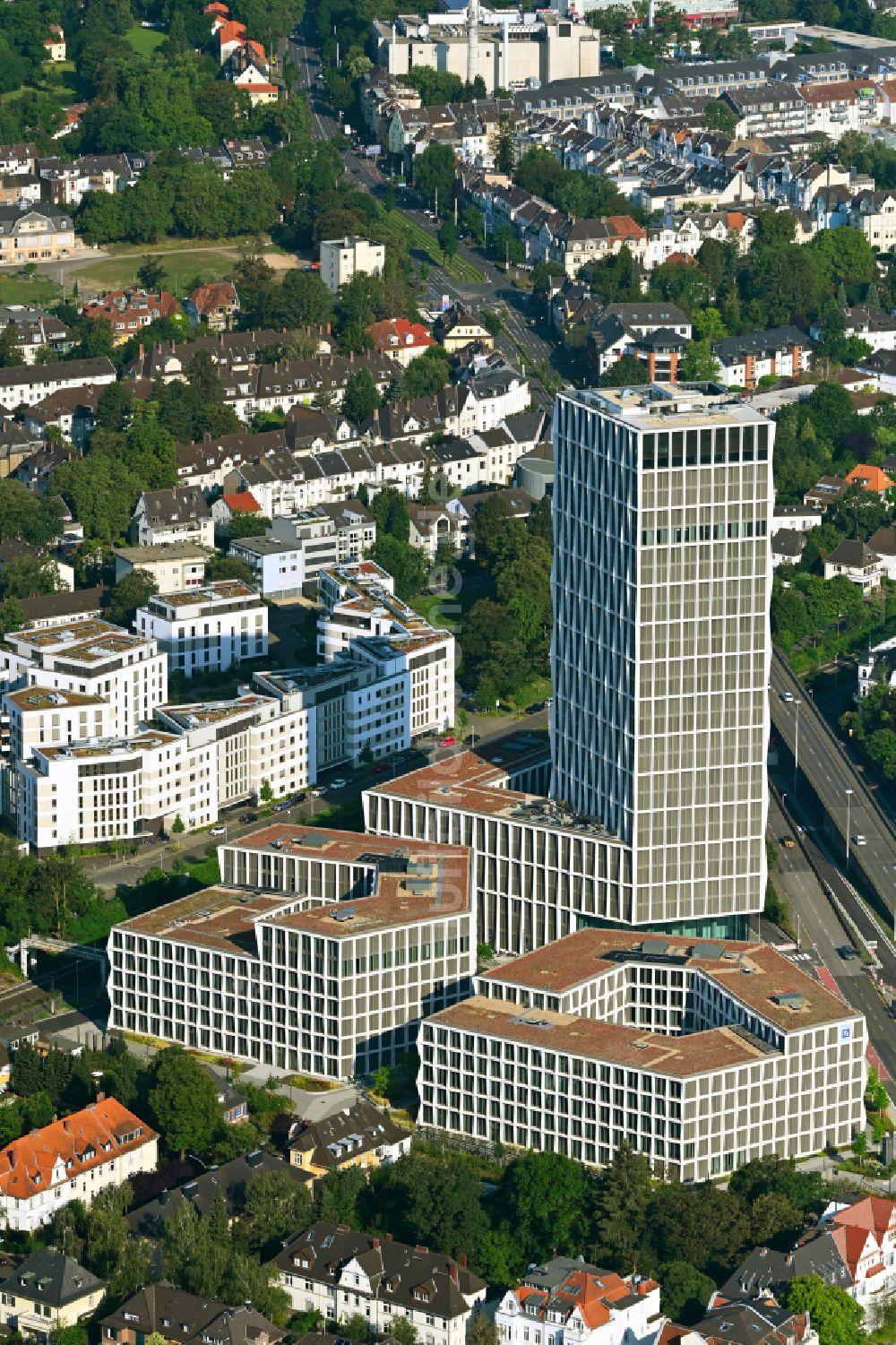 Bonn aus der Vogelperspektive: Baustelle Bürogebäude des Geschäftshauses Neuer Kanzlerplatz im Ortsteil Gronau in Bonn im Bundesland Nordrhein-Westfalen, Deutschland