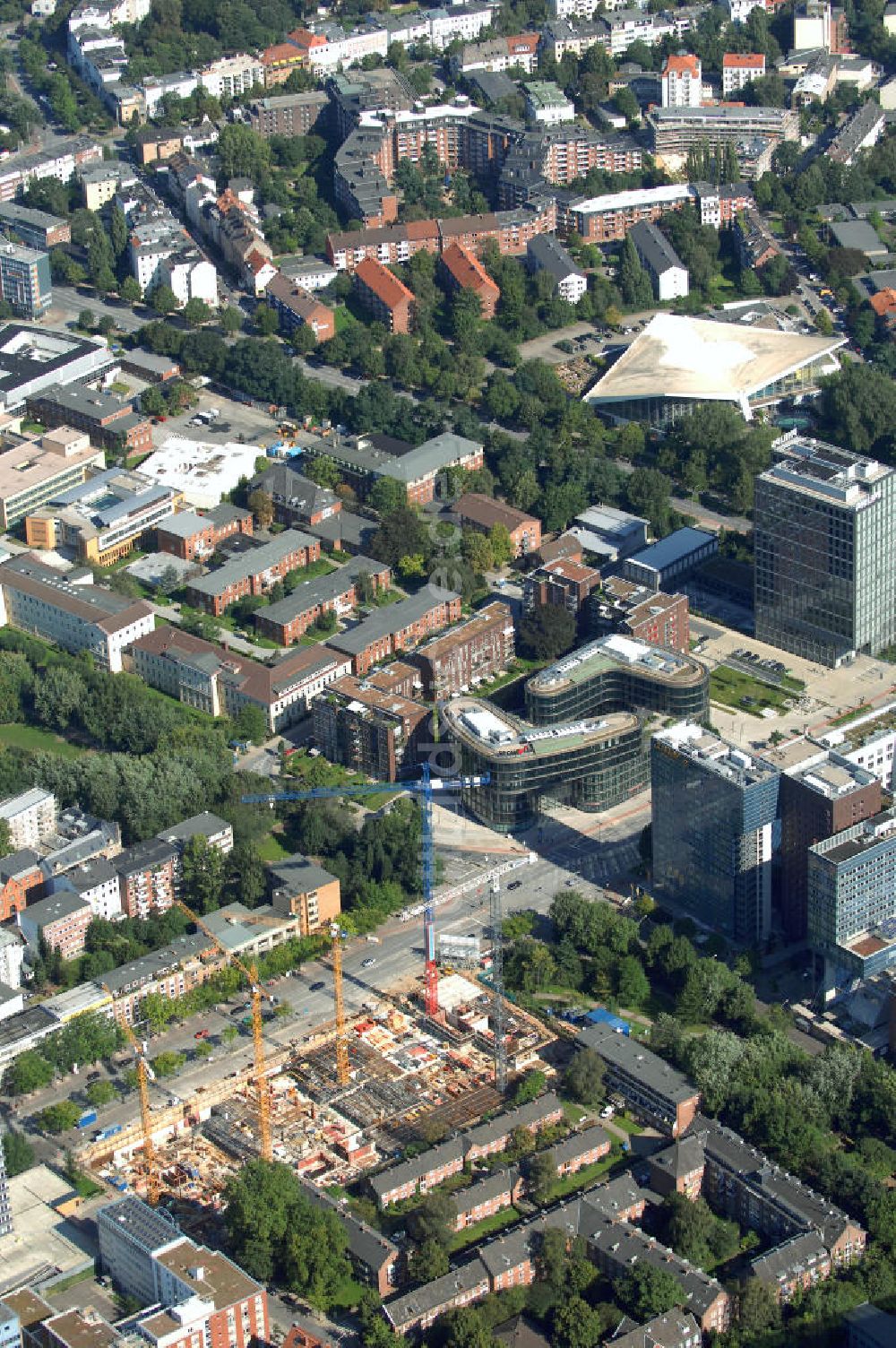 Hamburg aus der Vogelperspektive: Baustelle Bürogebäude in Hamburg Sankt Georg