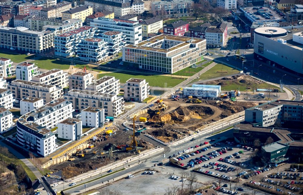 Luftaufnahme Essen - Baustelle zu Bürogebäude und Unternehmenszentrale der Funke Mediengruppe am Berliner Platz im Uni-Viertel in Essen im Bundesland Nordrhein-Westfalen